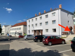 Veszprém szalon bejárat